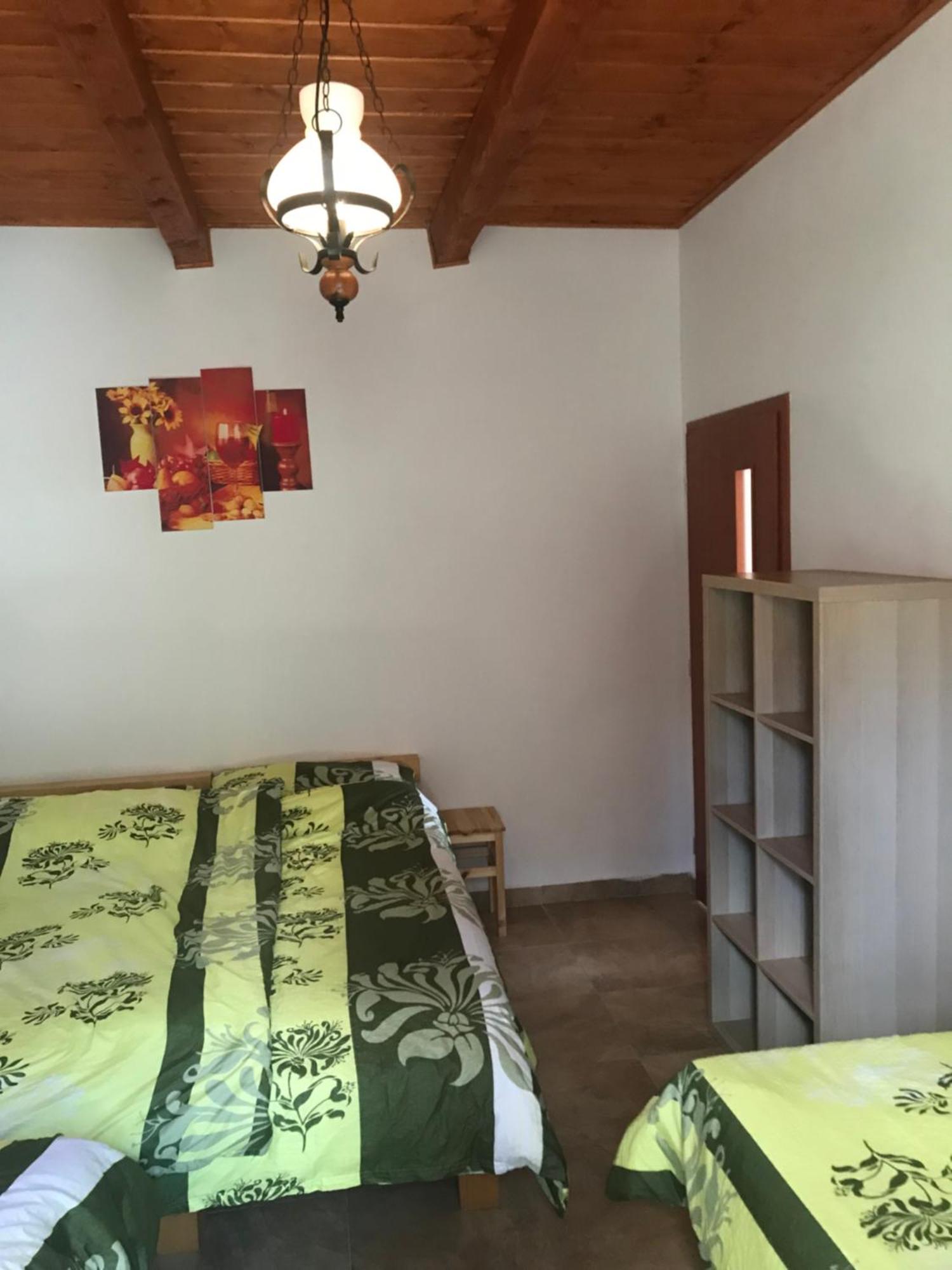 Prazdninovy Dum Na Palave S Vinnym Sklepem Milovice  Extérieur photo
