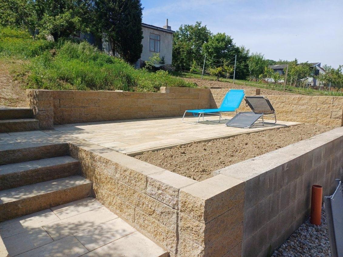 Prazdninovy Dum Na Palave S Vinnym Sklepem Milovice  Extérieur photo